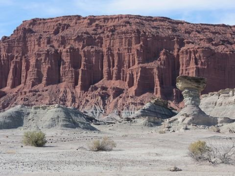 El Hongo rock formation and the red cliffs of Ischigualasto Provincial Park (Valle de la Luna), San Juan